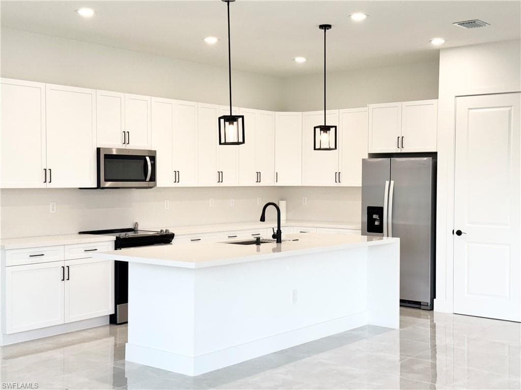 5085 Penella AVE, AVE MARIA FL 34142-5