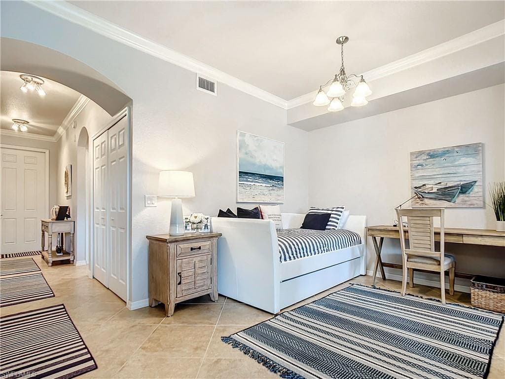 9715 Acqua CT # 127, NAPLES FL 34113-10