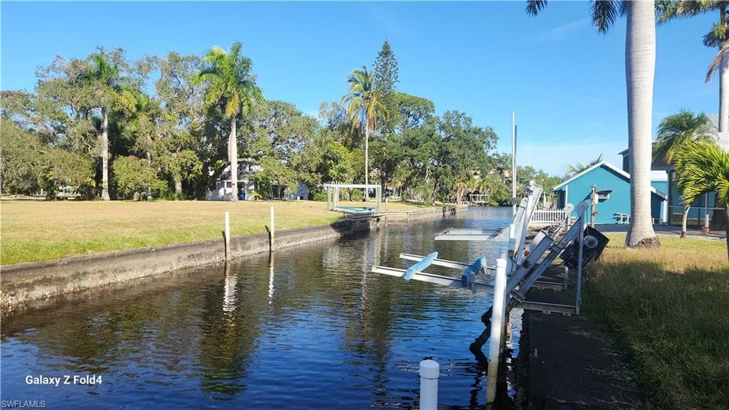 27575 Tarpon WAY, BONITA SPRINGS FL 34134-2