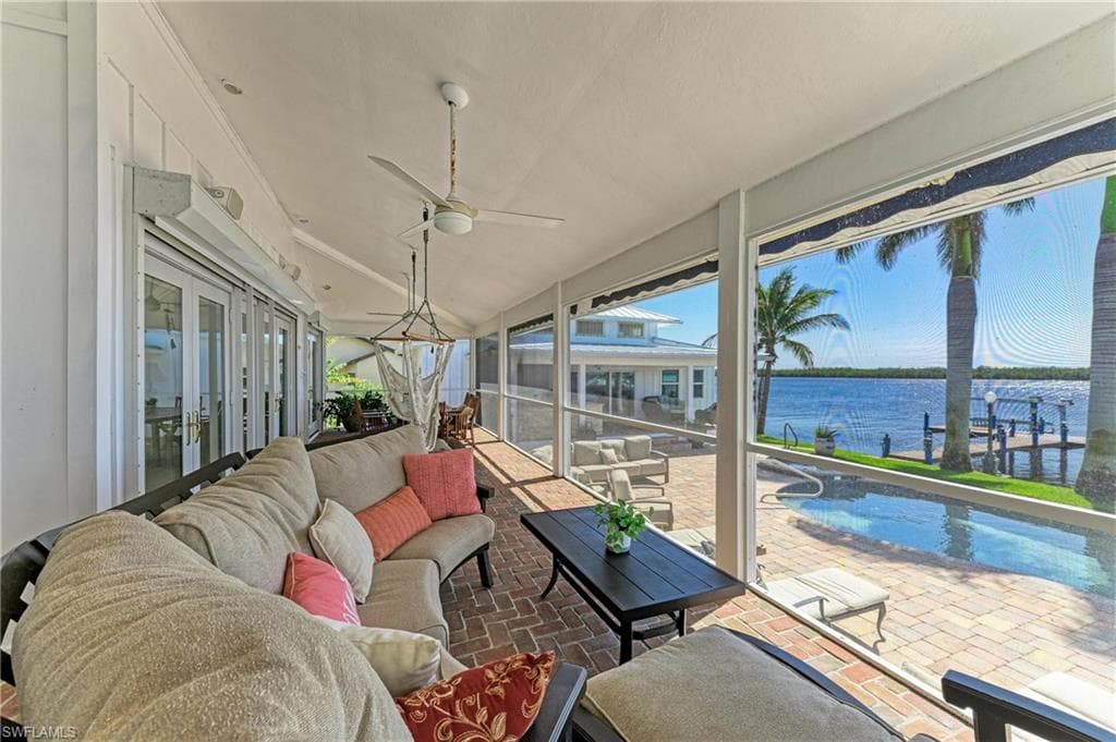 3790 Peace River DR, PUNTA GORDA FL 33983-35