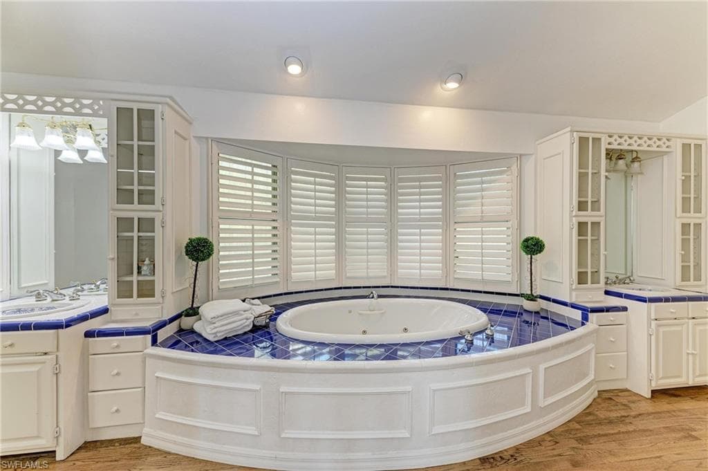 3790 Peace River DR, PUNTA GORDA FL 33983-20