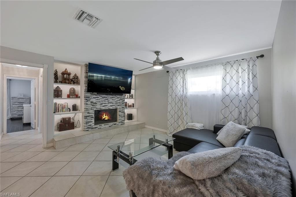 1930 Curling AVE, NAPLES FL 34109-9