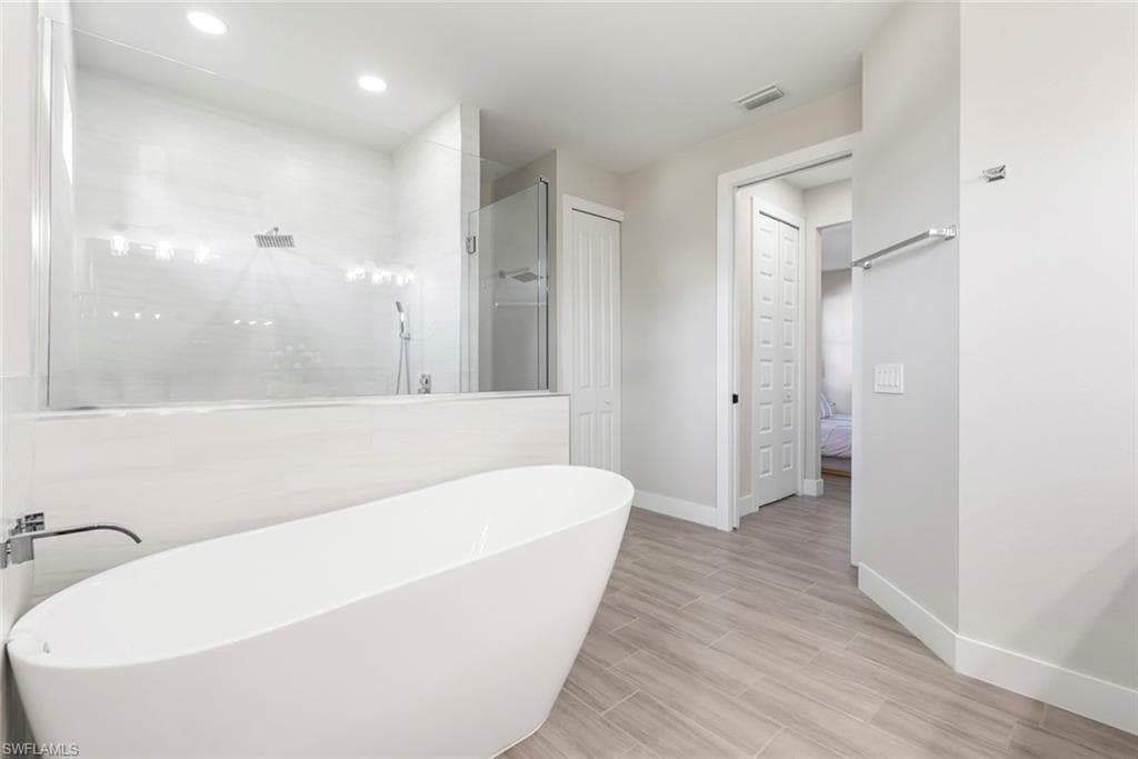 4600 Key Largo LN, BONITA SPRINGS FL 34134-20