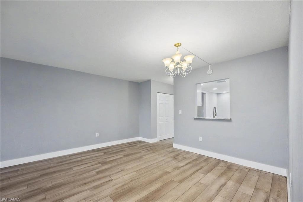 4012 SE 19th AVE 103-6