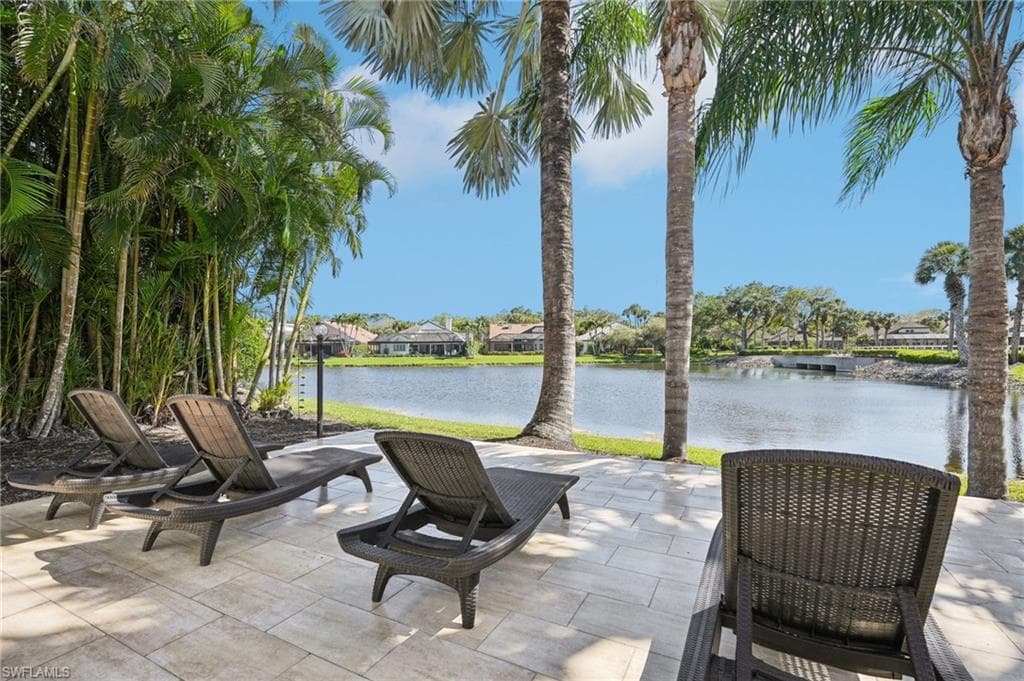518 Cormorant CV, NAPLES FL 34113-1
