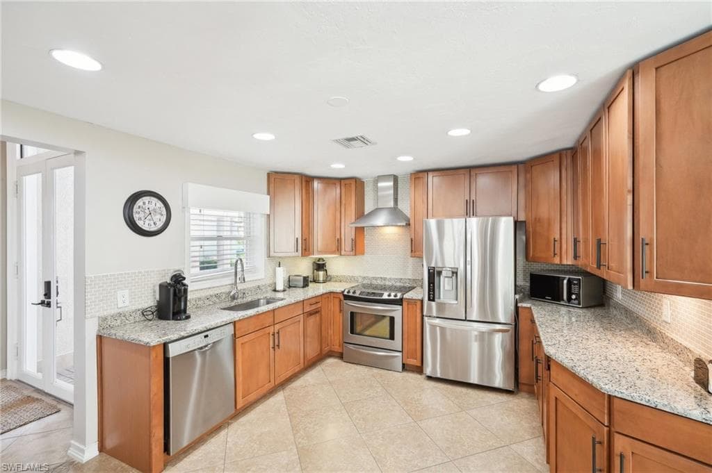 518 Cormorant CV, NAPLES FL 34113-11