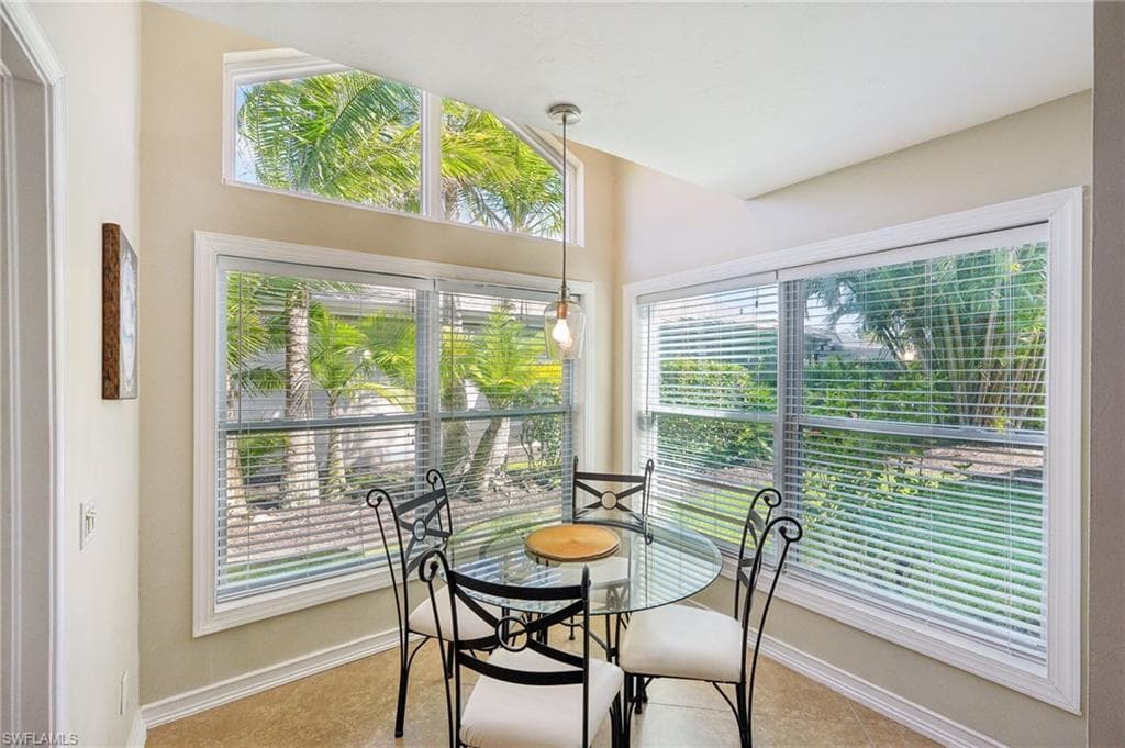 518 Cormorant CV, NAPLES FL 34113-9