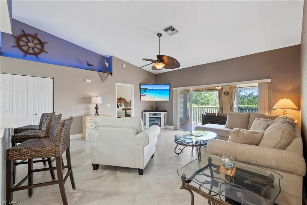 28621 Carriage Home DR # 204, BONITA SPRINGS FL 34134-25