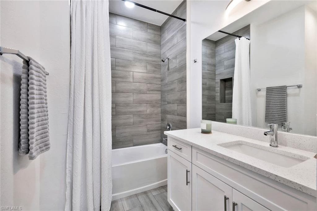 23272 W El Dorado AVE, BONITA SPRINGS FL 34134-28