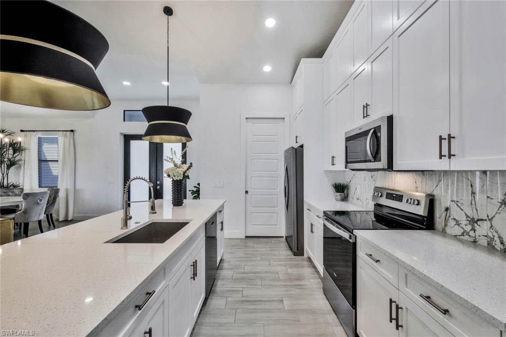 23272 W El Dorado AVE, BONITA SPRINGS FL 34134-7