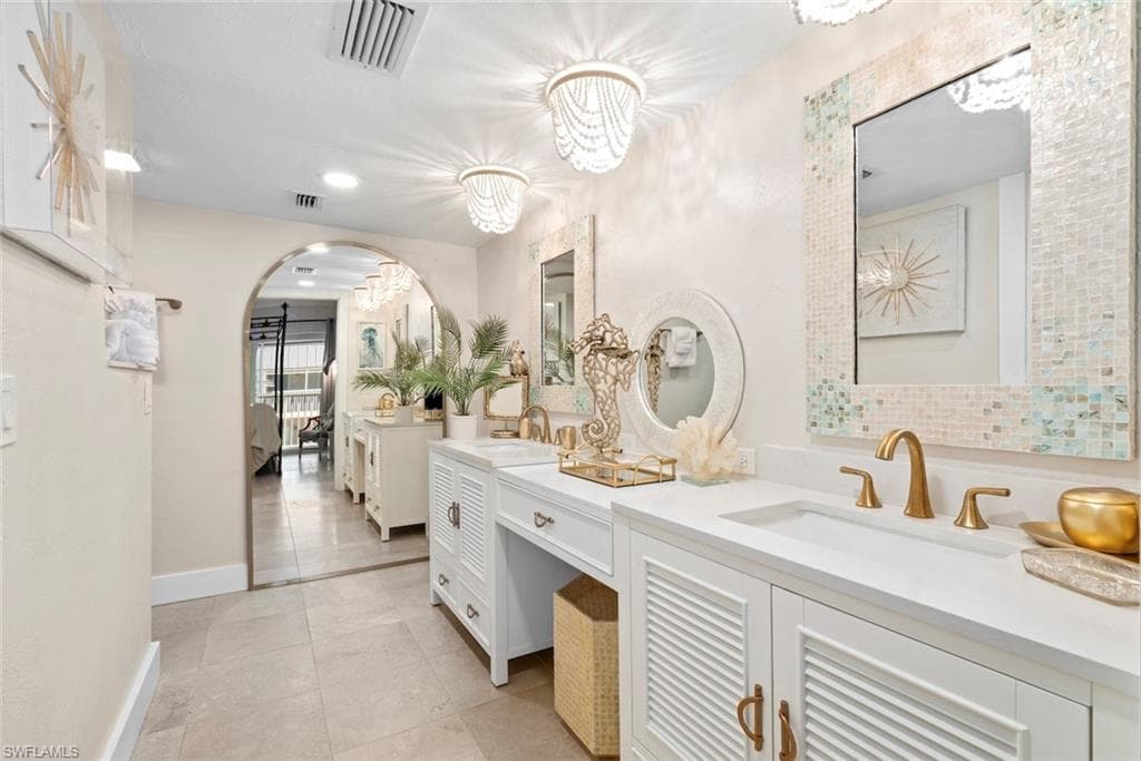 1246 Fulgur ST # 608, SANIBEL FL 33957-21