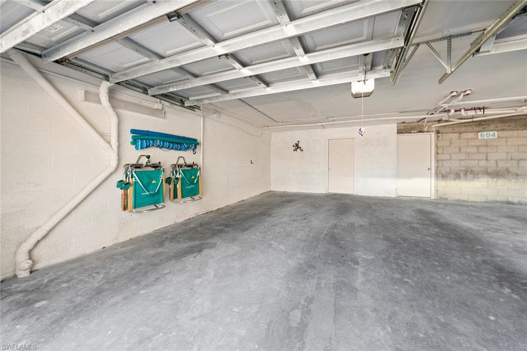 1246 Fulgur ST # 608, SANIBEL FL 33957-32
