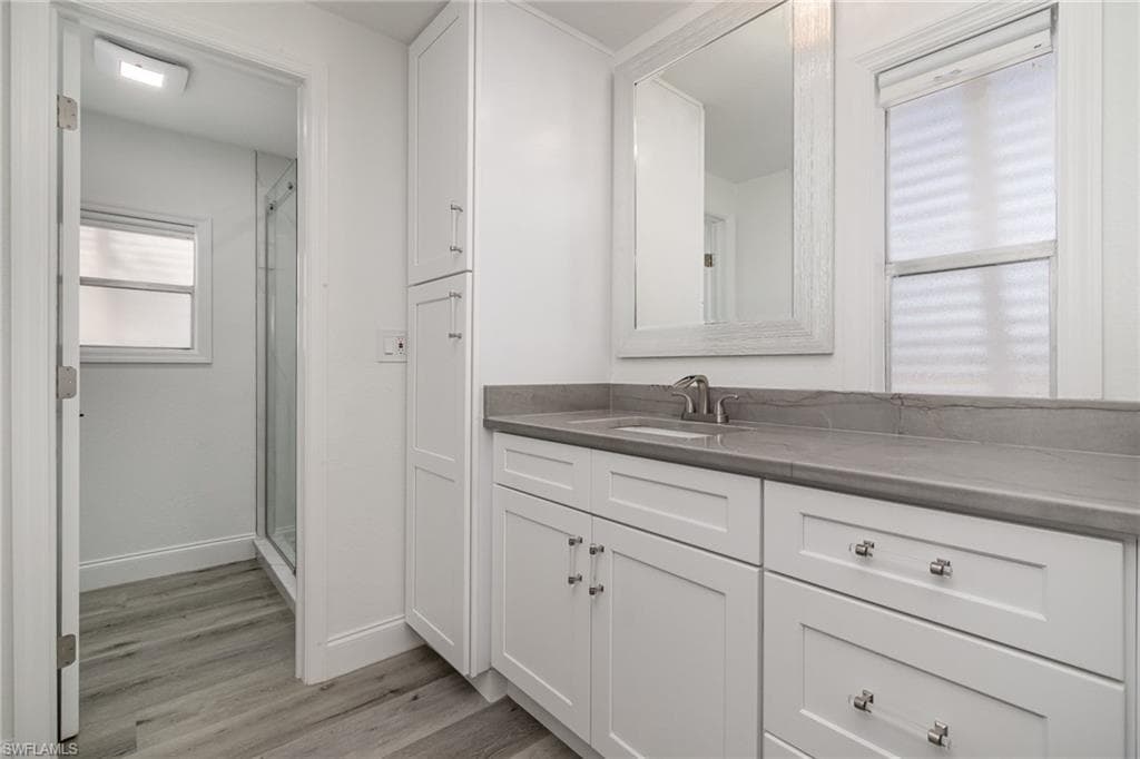 11181 Azalea LN, FORT MYERS BEACH FL 33931-16