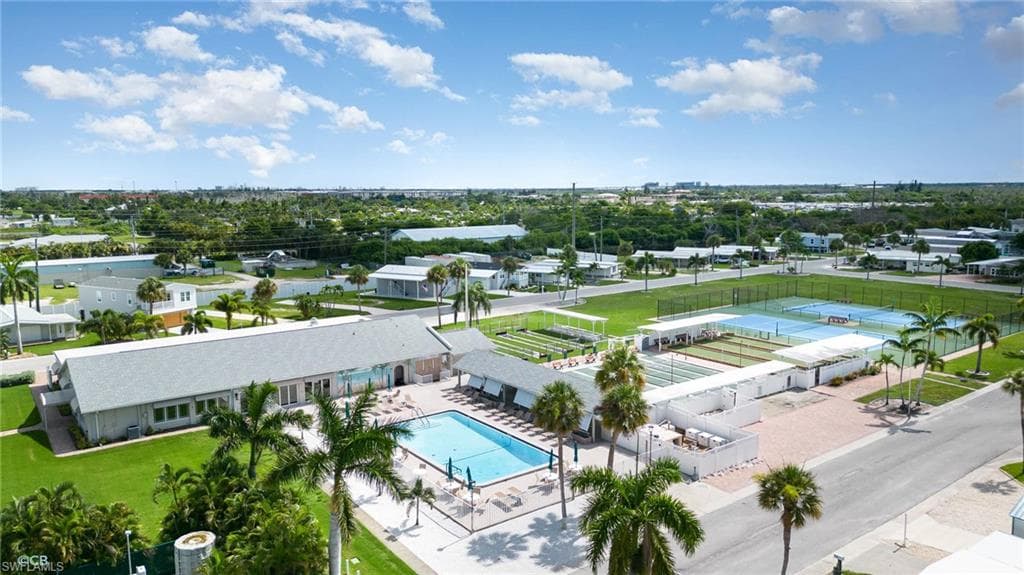 11181 Azalea LN, FORT MYERS BEACH FL 33931-33