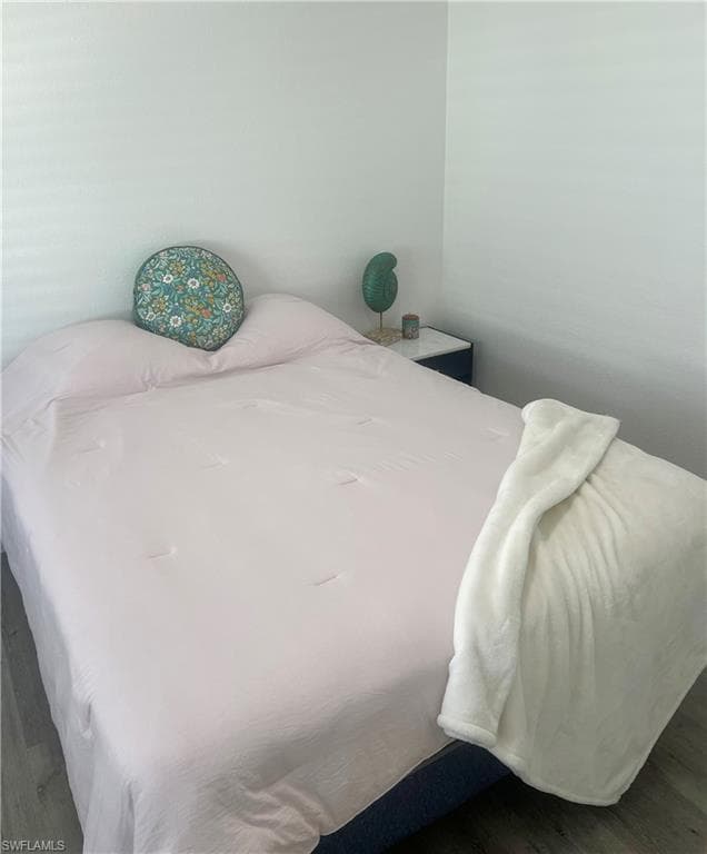 11181 Azalea LN, FORT MYERS BEACH FL 33931-18