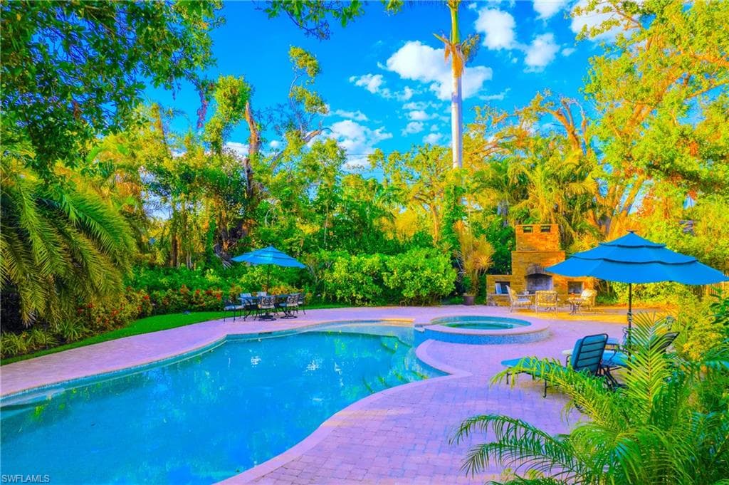 1427 El Prado AVE, FORT MYERS FL 33901-1