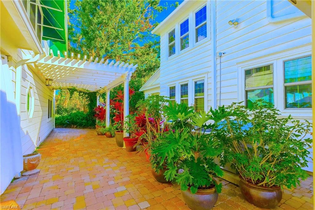 1427 El Prado AVE, FORT MYERS FL 33901-8