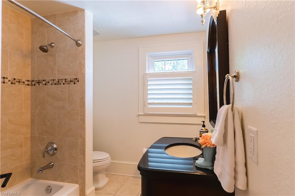 1427 El Prado AVE, FORT MYERS FL 33901-34