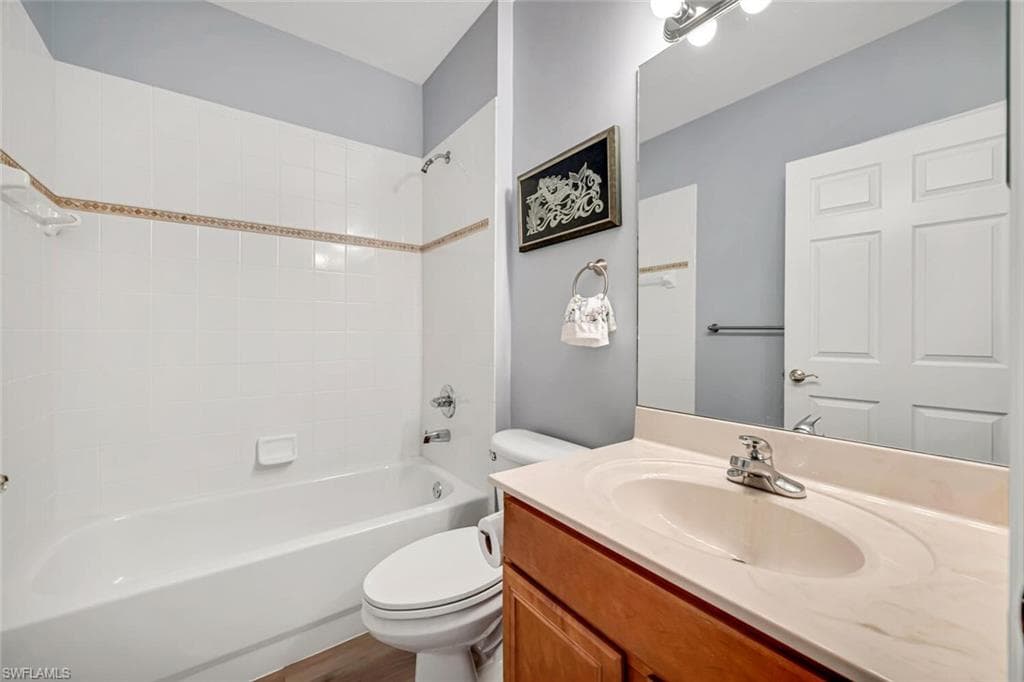 4630 Winged Foot CT # 101, NAPLES FL 34112-16