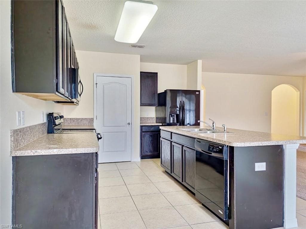 324 SUNNY FIELD CT, EUSTIS FL 32726-3