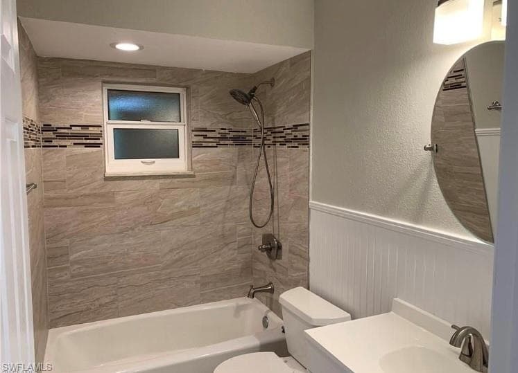 819 Courtington LN # 2, FORT MYERS FL 33919-3