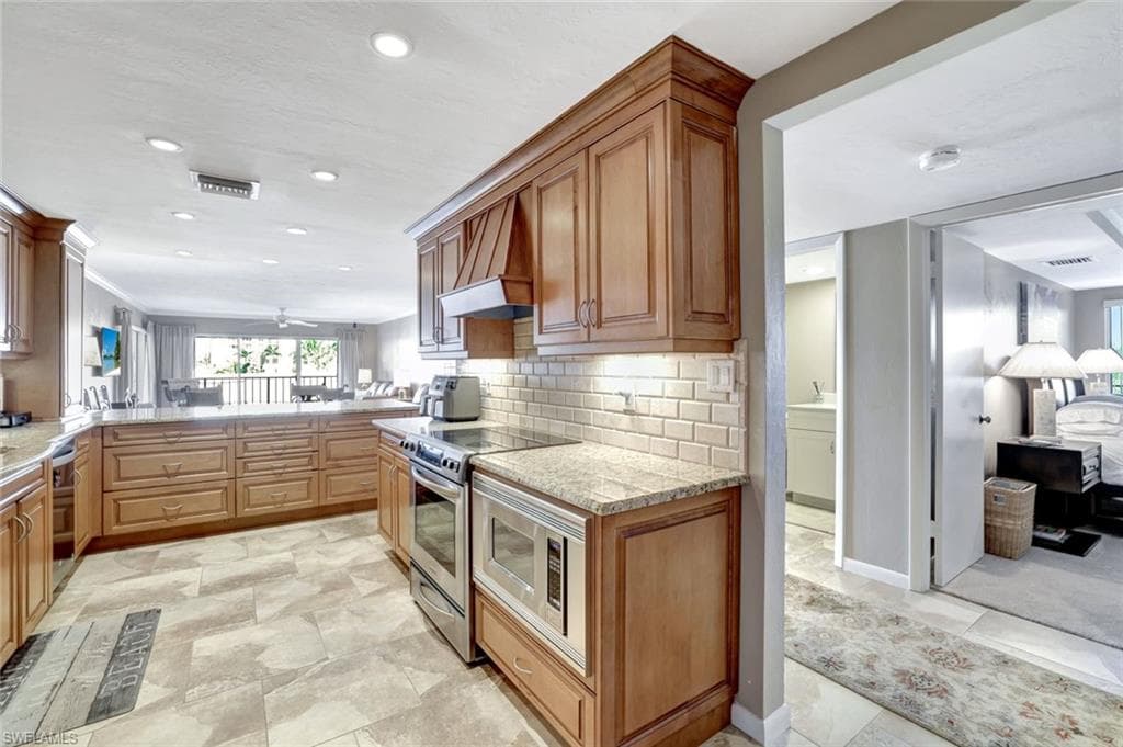 1090 S Collier BLVD # 312, MARCO ISLAND FL 34145-2