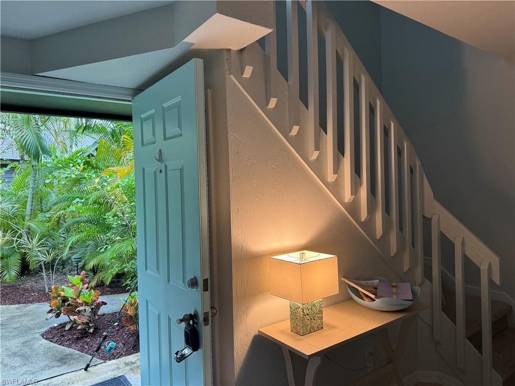 1281 Solana RD, NAPLES FL 34103-30