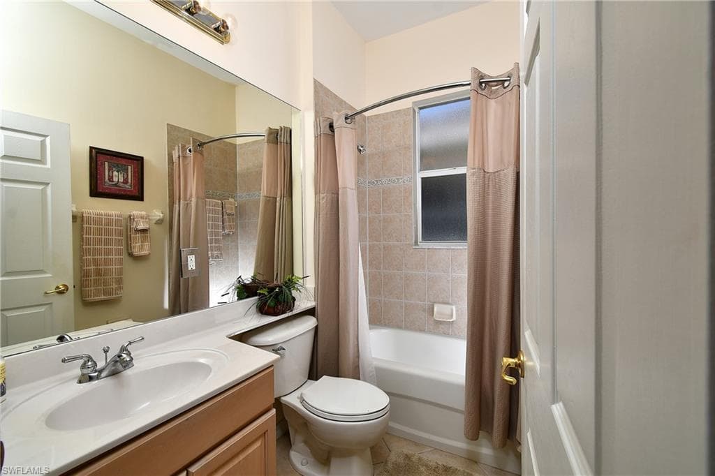 4642 Baincrest CT, LEHIGH ACRES FL 33973-9