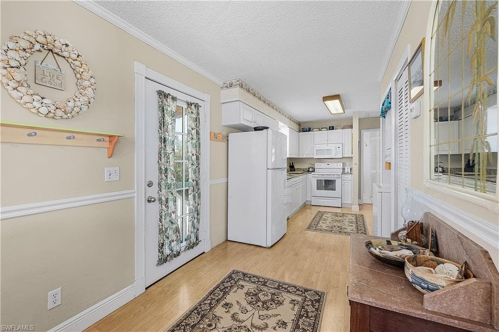 16210 Antigua WAY, BOKEELIA FL 33922-16