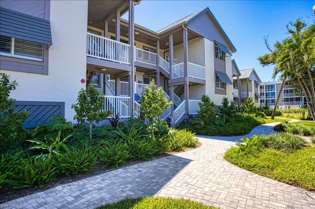 2255 W Gulf DR # 110, SANIBEL FL 33957-35