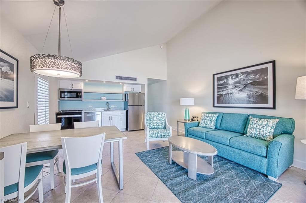 2255 W Gulf DR # 110, SANIBEL FL 33957-8
