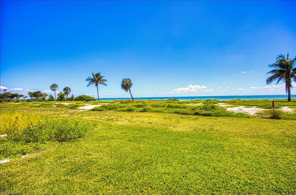 2255 W Gulf DR # 110, SANIBEL FL 33957-40