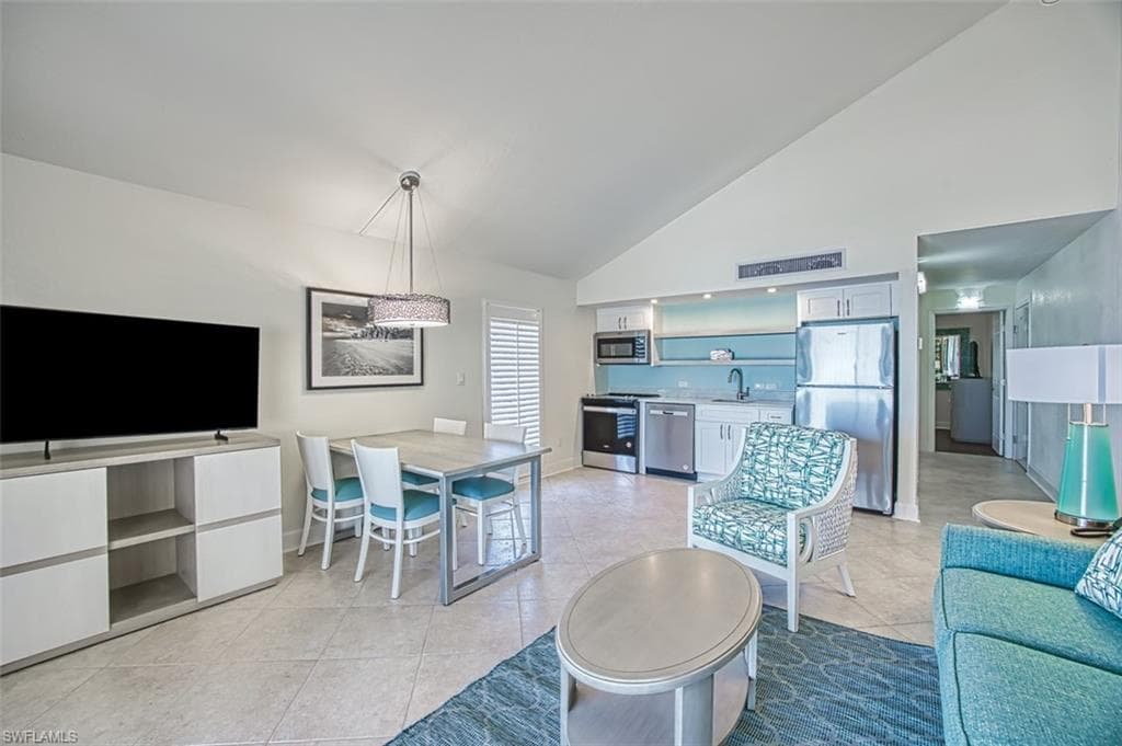 2255 W Gulf DR # 110, SANIBEL FL 33957-18