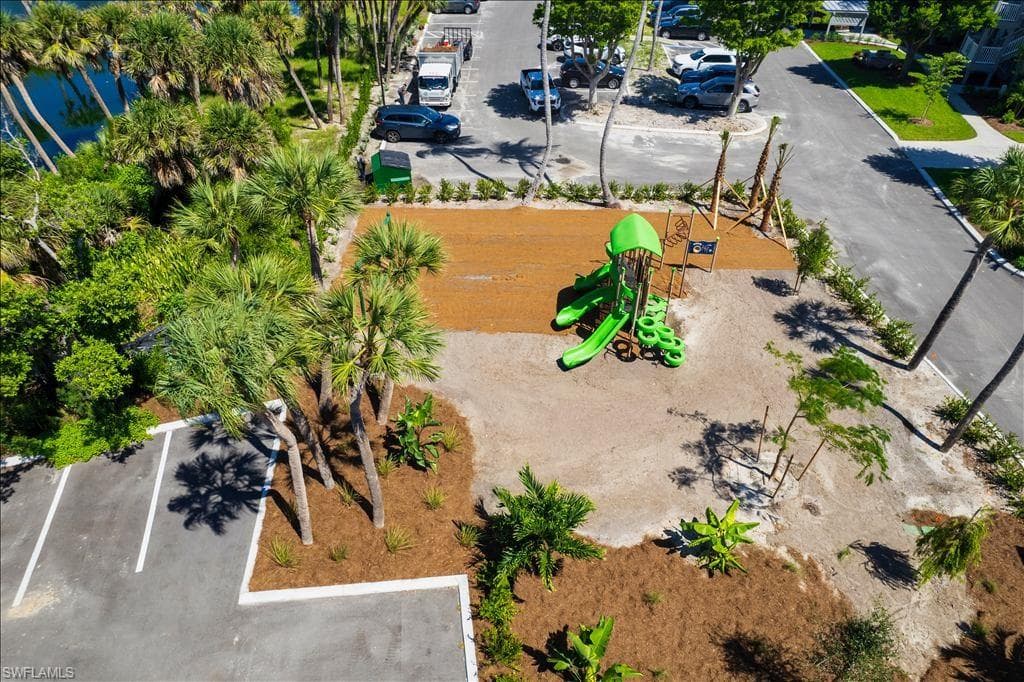 2255 W Gulf DR # 110, SANIBEL FL 33957-38