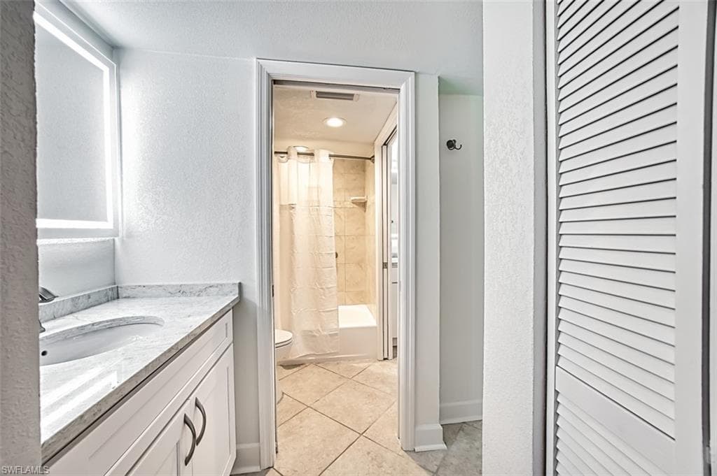 2255 W Gulf DR # 110, SANIBEL FL 33957-24