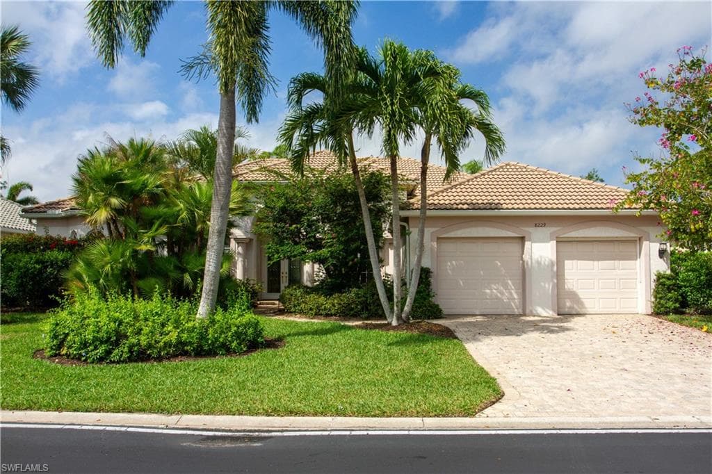 8229 Allendale CT, NAPLES FL 34120-1