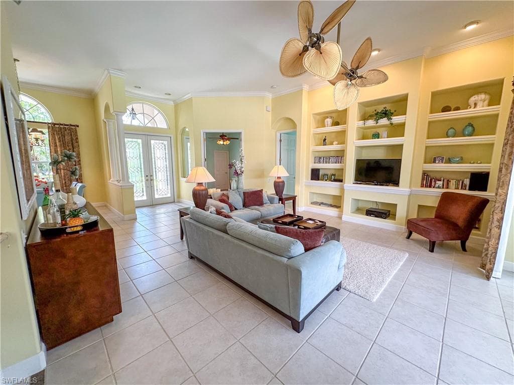 8229 Allendale CT, NAPLES FL 34120-5