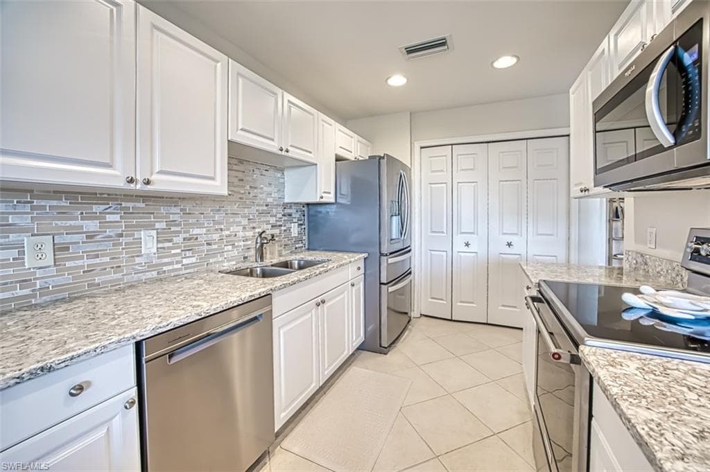 3091 Meandering WAY # 102, FORT MYERS FL 33905-12