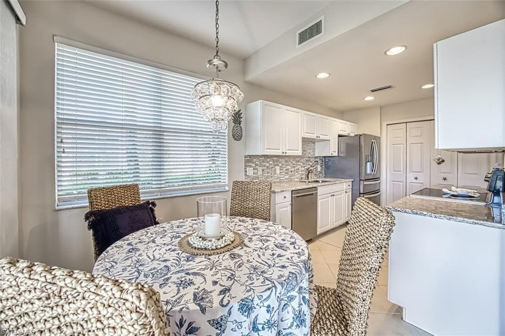 3091 Meandering WAY # 102, FORT MYERS FL 33905-13