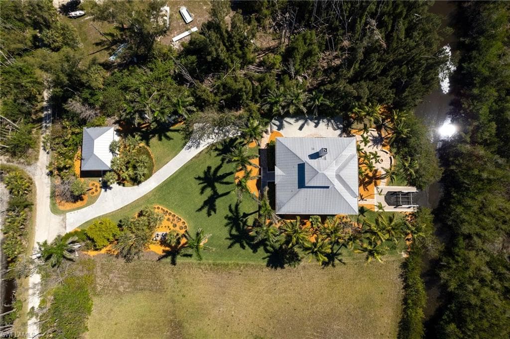 18481 Pioneer RD, FORT MYERS FL 33908-2