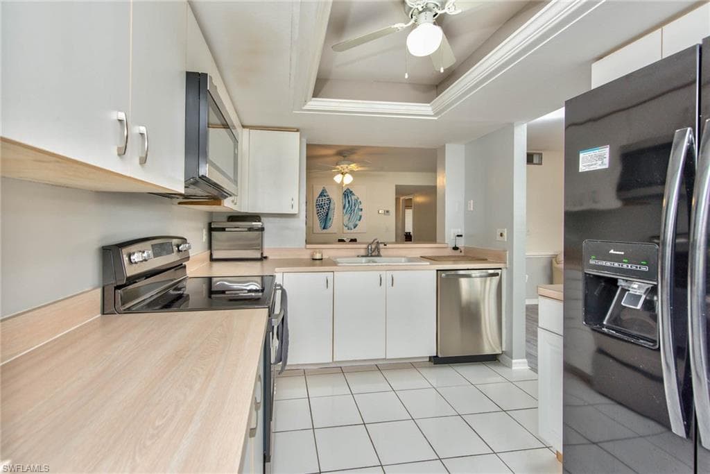 7360 Glenmoor LN # 4208, NAPLES FL 34104-8