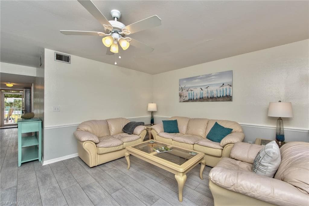 7360 Glenmoor LN # 4208, NAPLES FL 34104-3