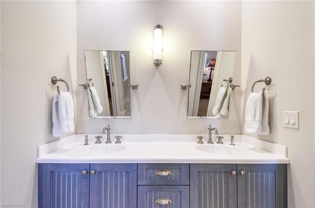 3027 Mona Lisa BLVD, NAPLES FL 34119-29