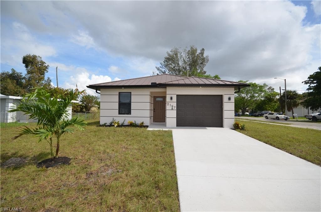 2188 Barker BLVD, FORT MYERS FL 33916-1