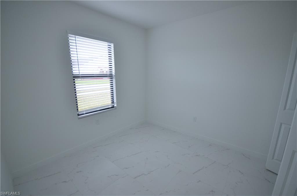 2188 Barker BLVD, FORT MYERS FL 33916-12