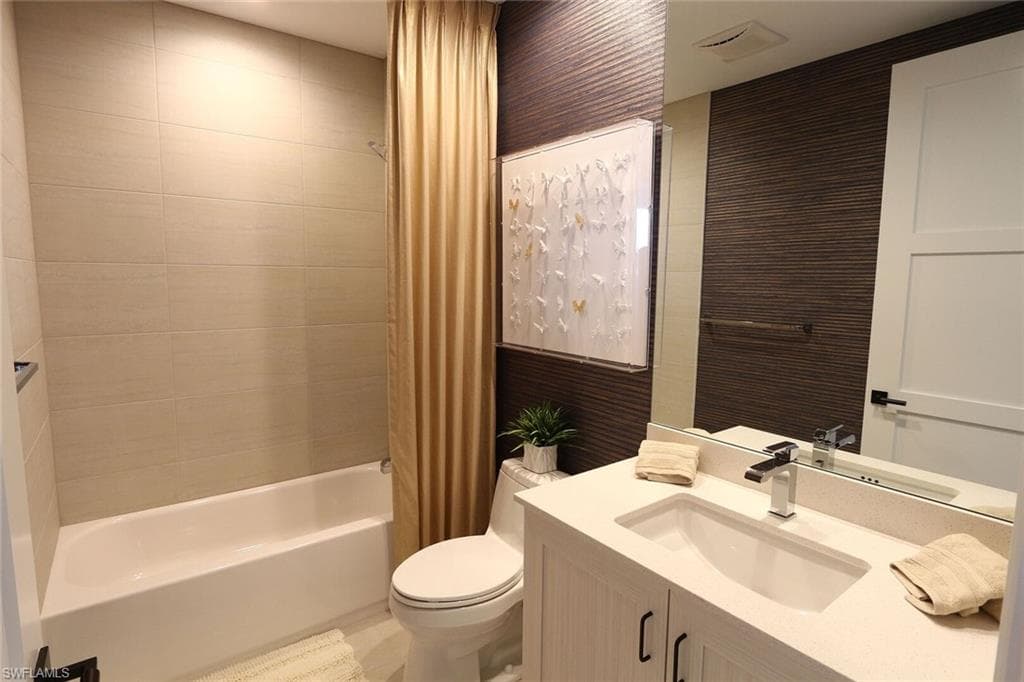 1135 3rd AVE S # 517, OTHER FL 34102-17