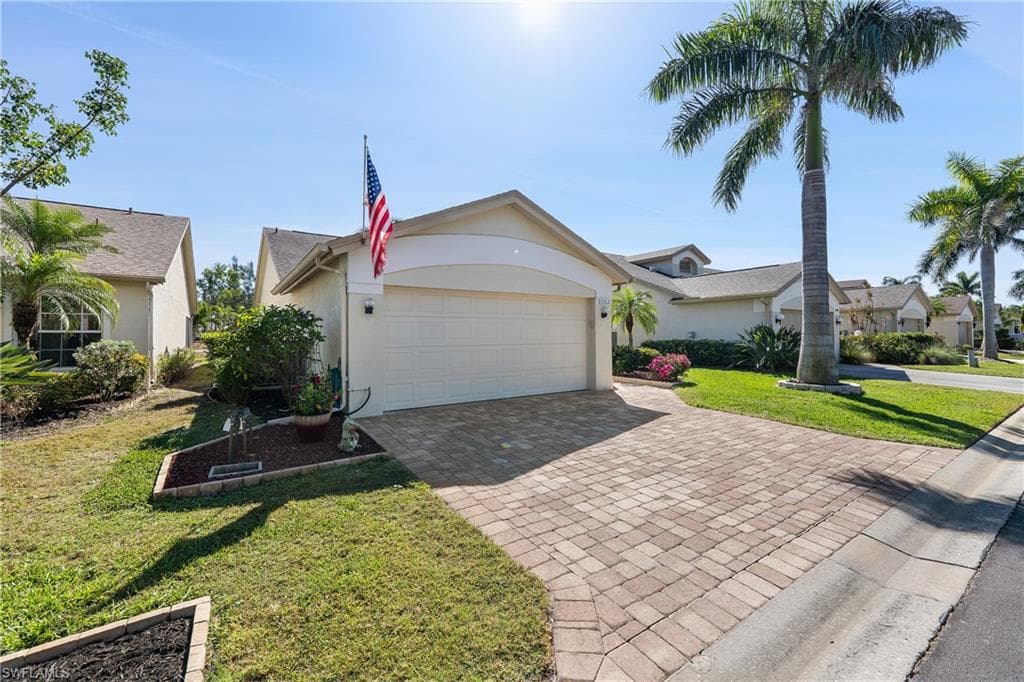 25162 Golf Lake CIR, BONITA SPRINGS FL 34135-1