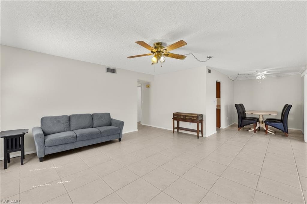 1400 Pompei LN # 1, NAPLES FL 34103-2