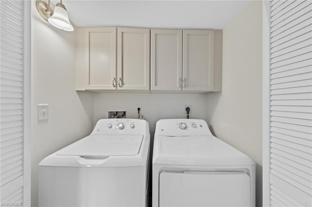 865 Teryl RD # 2114, NAPLES FL 34112-30