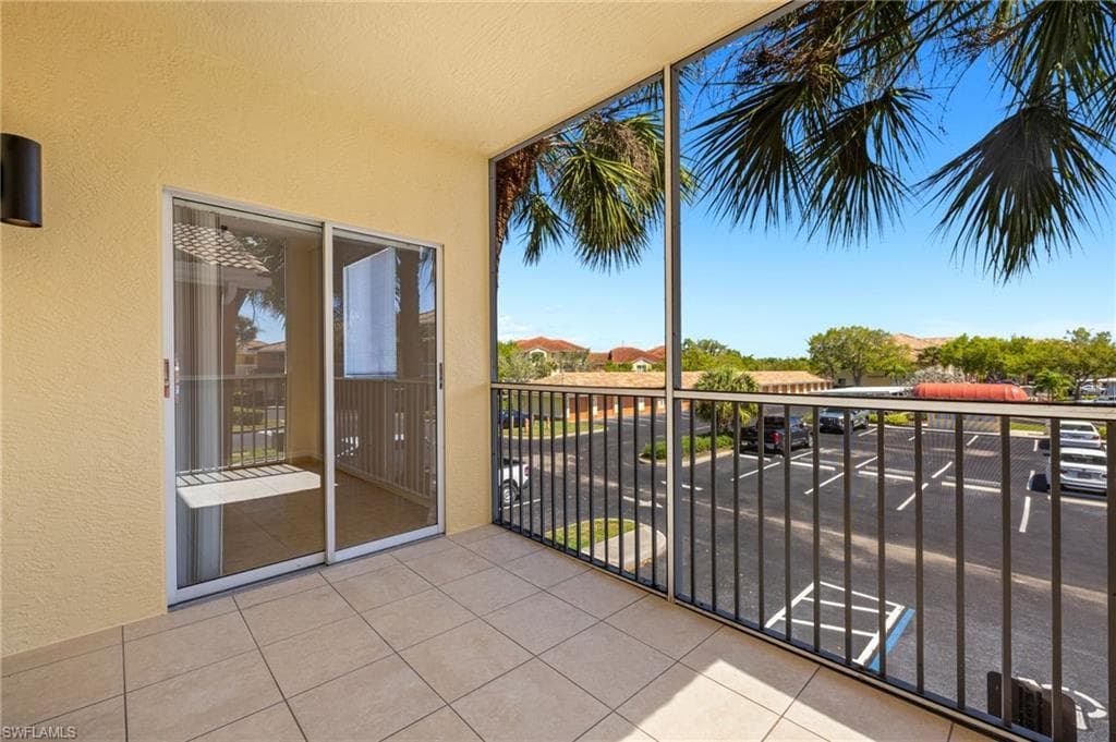 6401 Aragon WAY # 204, FORT MYERS FL 33966-22